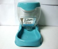 Petmate 3.5 Lb Celest(10.9"x6.9"x9.9")