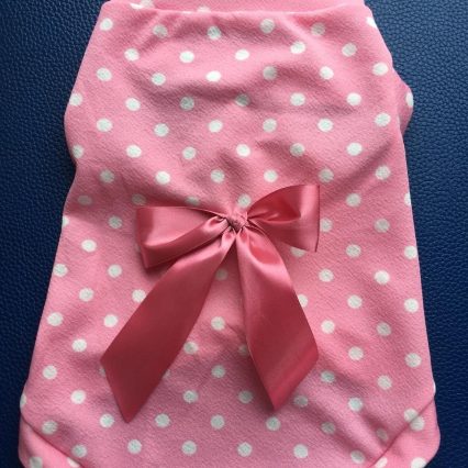 Vestido rosado con bolitas blancas