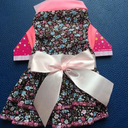 Vestido con estampado de flores