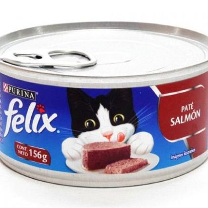 Lata Felix para gato sabor paté Salmón