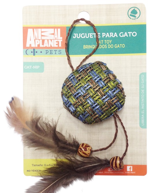Bola de tela y plumas