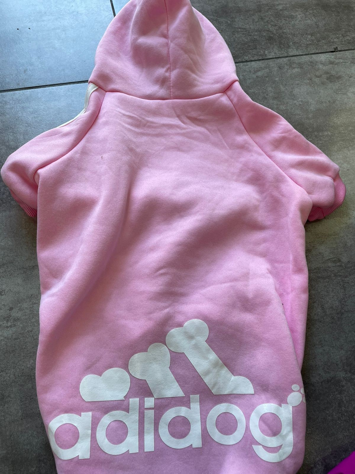 Suéter Adidog rosado 6XL