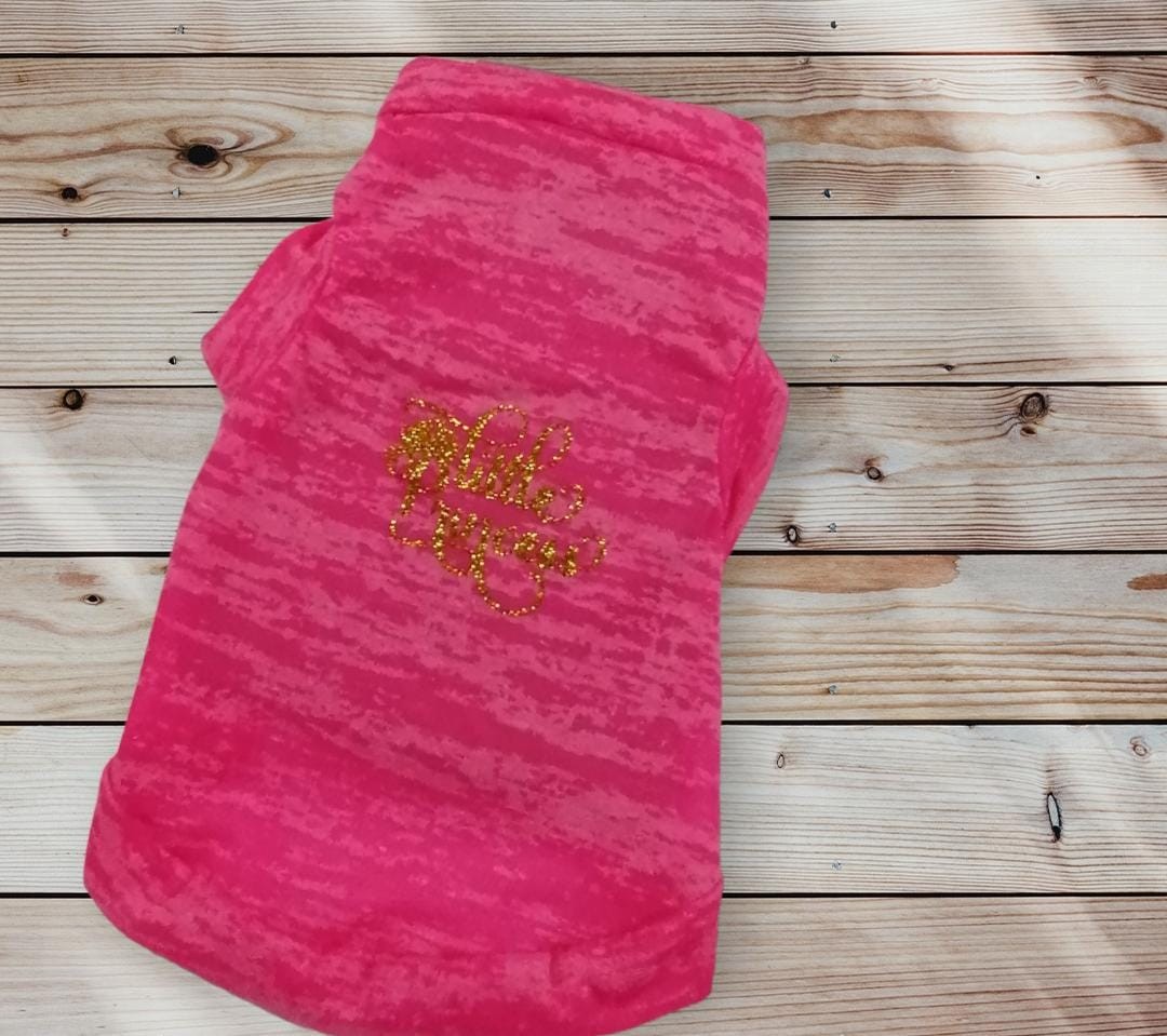 Camiseta rosa para mascota