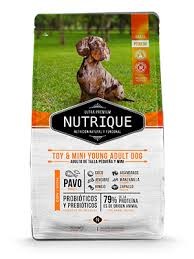 Nutrique Toy & Mini Young Adult Dog 7.5kg
